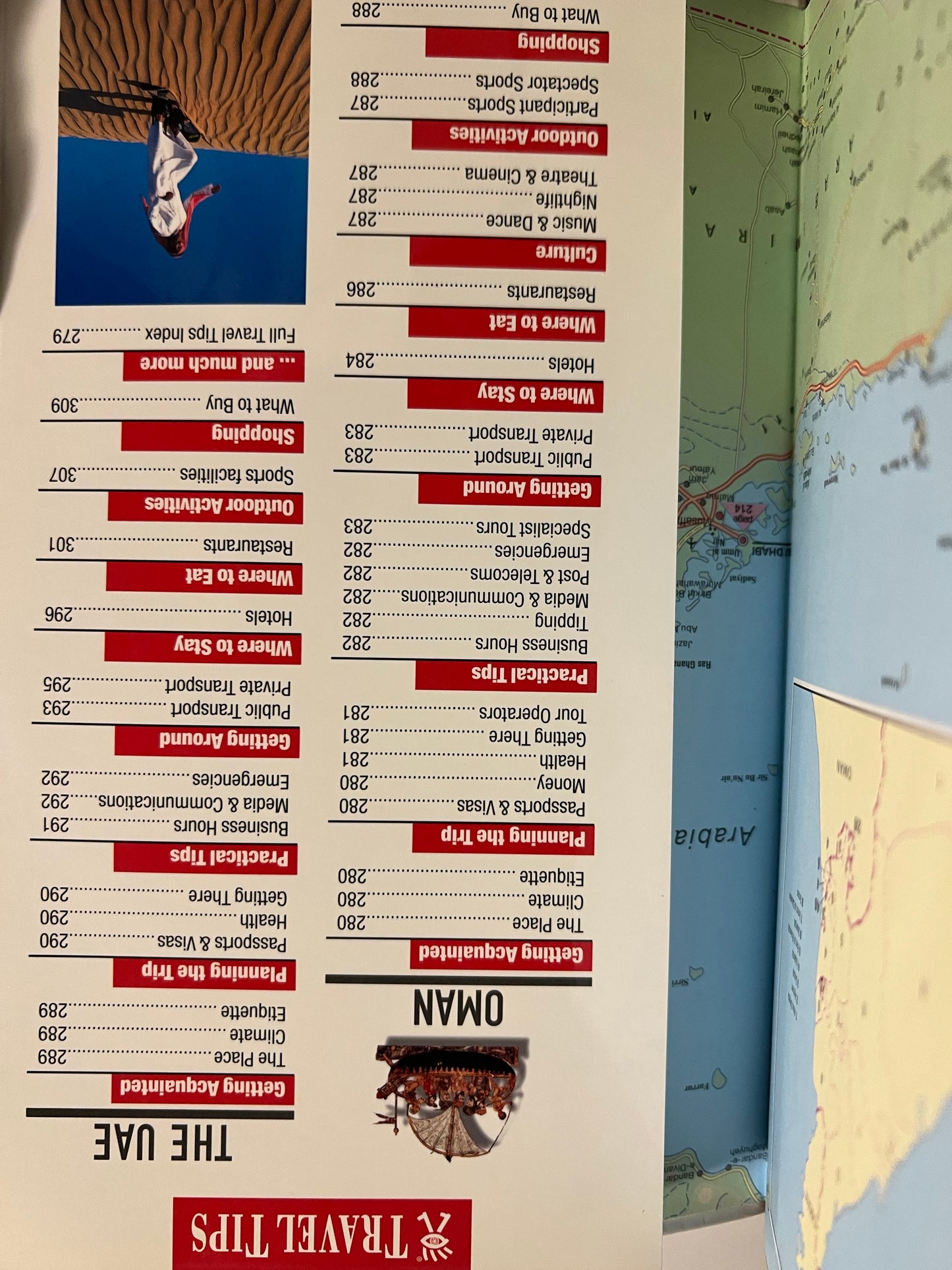  OMAN & THE UAE : Insight Guides